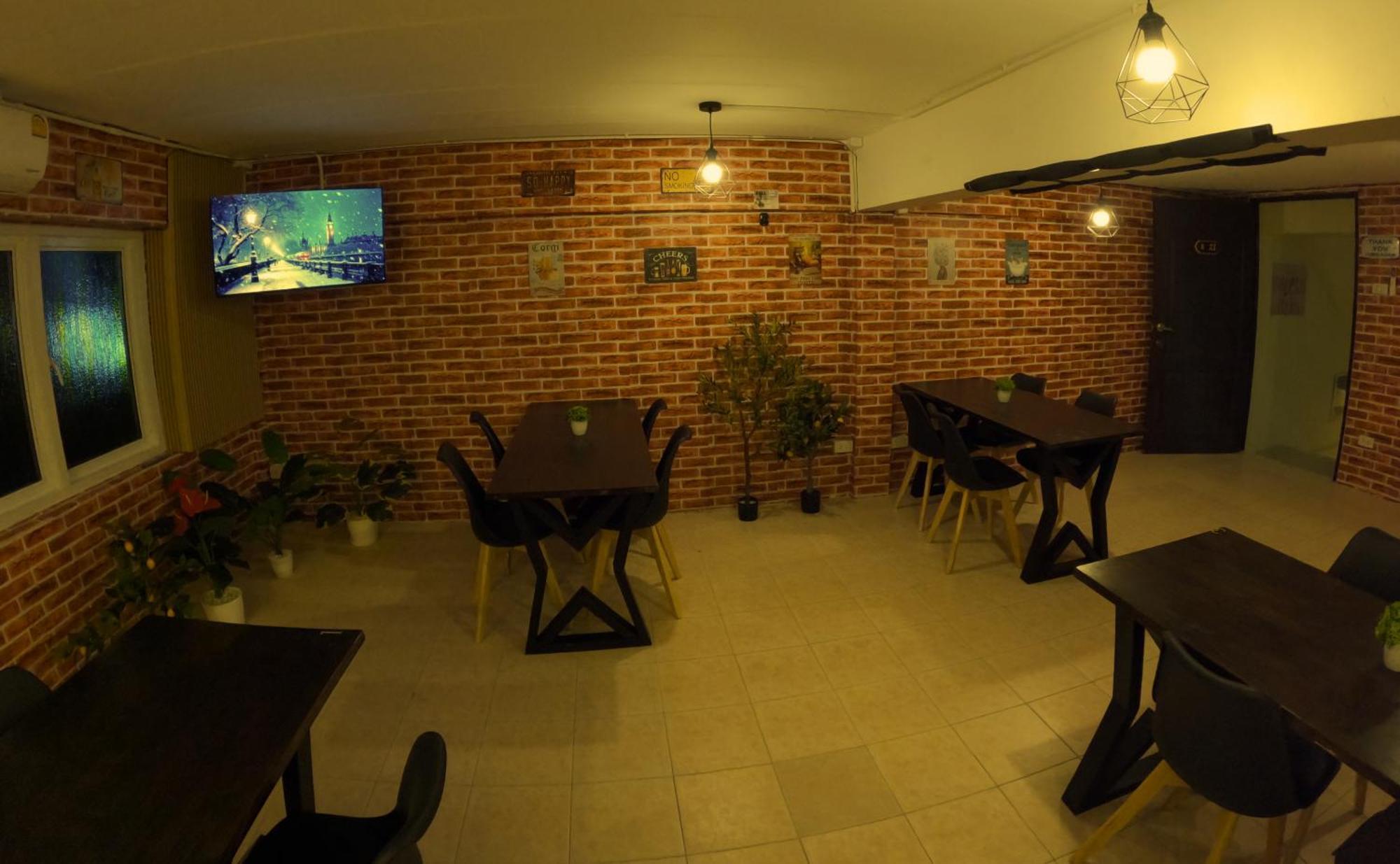 Kpop Hostel Karon Exterior photo