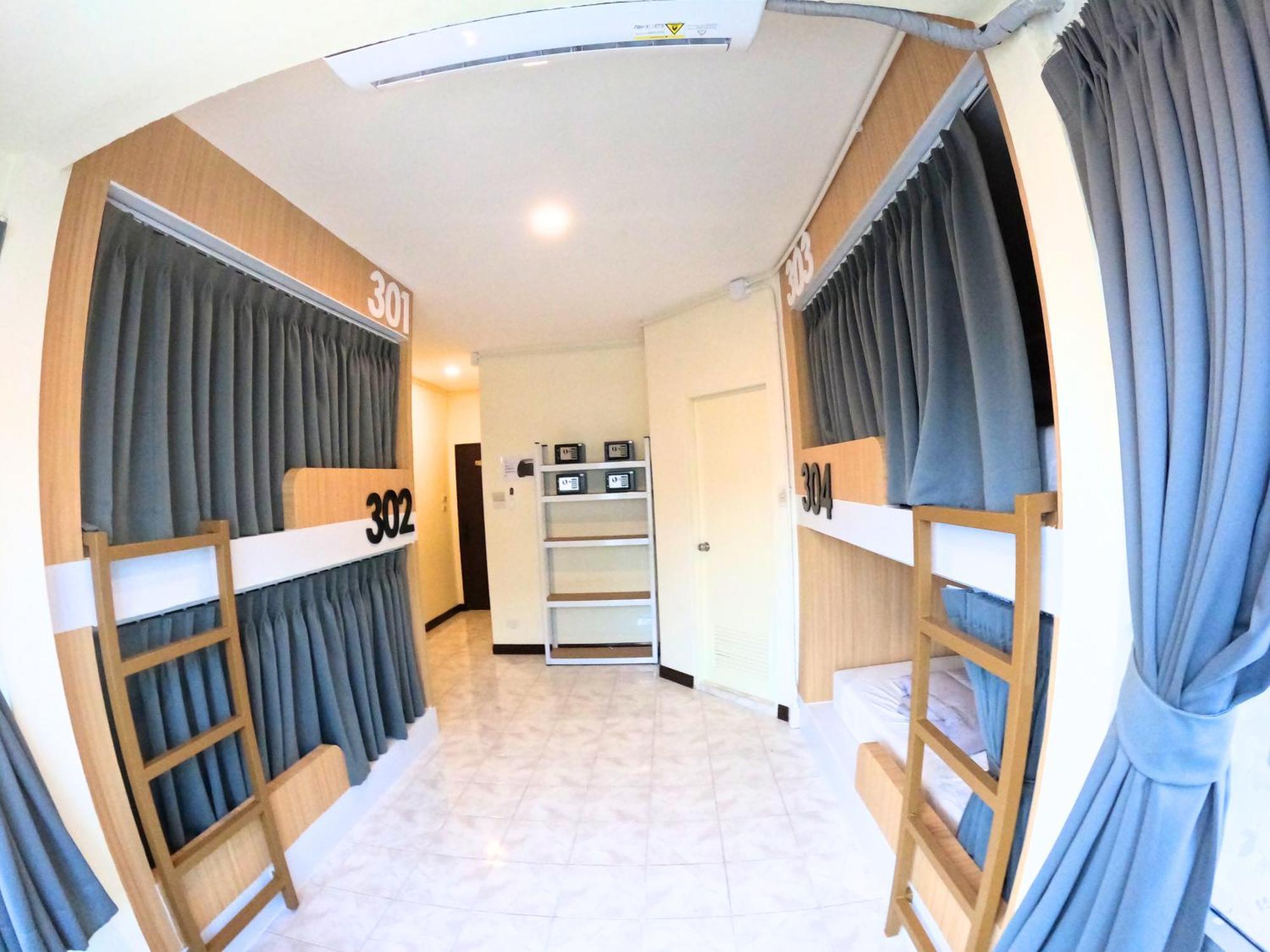 Kpop Hostel Karon Exterior photo