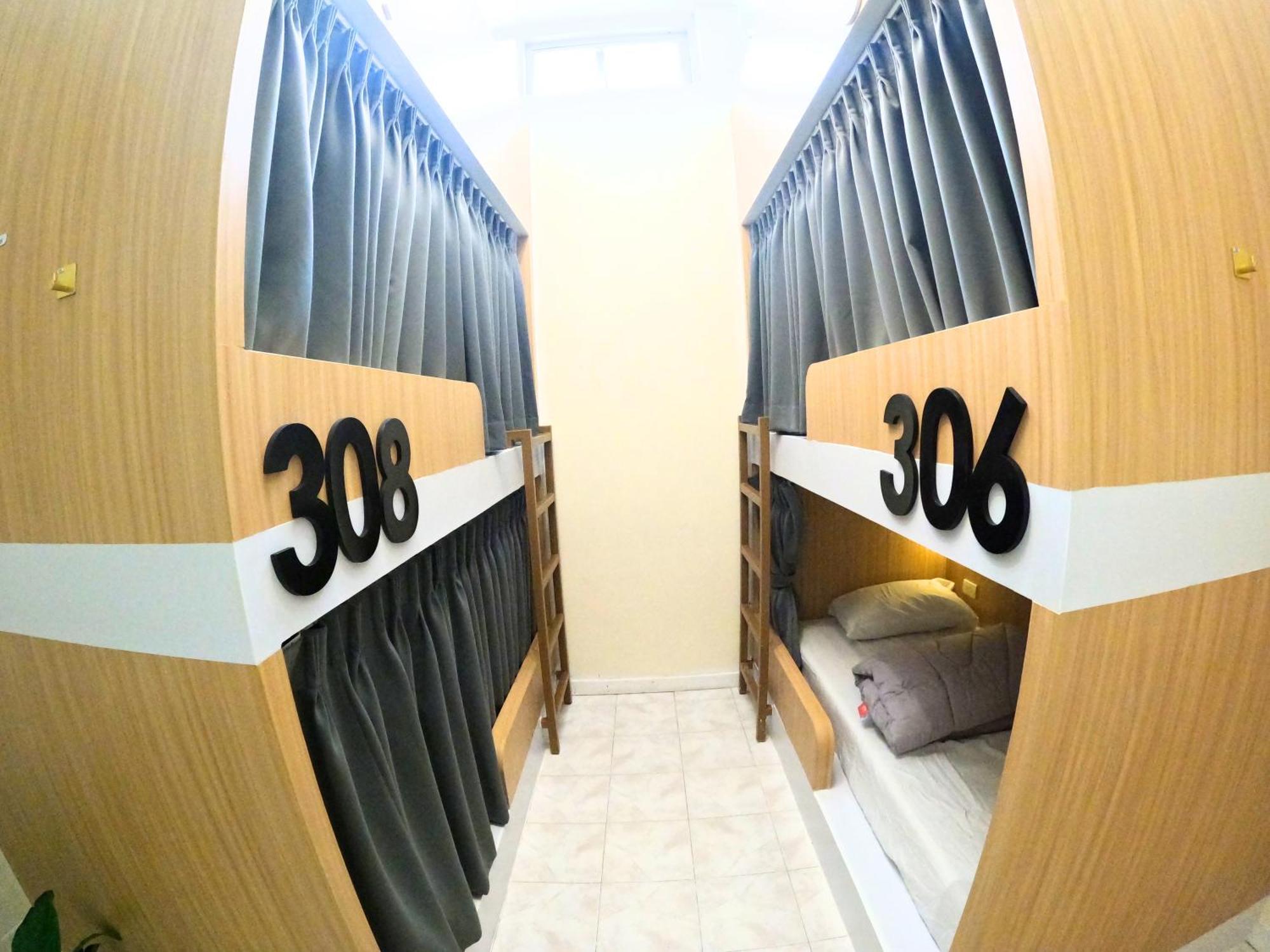 Kpop Hostel Karon Exterior photo